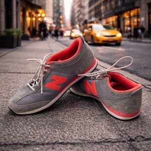 New Balance Gray and Fluor pink Sneakers